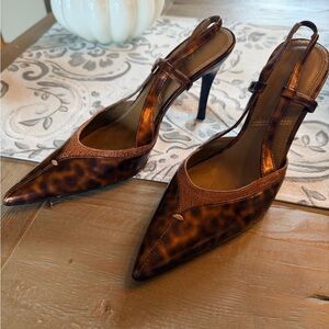 Tahari Elegant Brown Slingback Heels